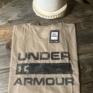 ‼️SOLD‼️ Under Armour Men's Beige Graphic Tee BRAND NEW with TAGS